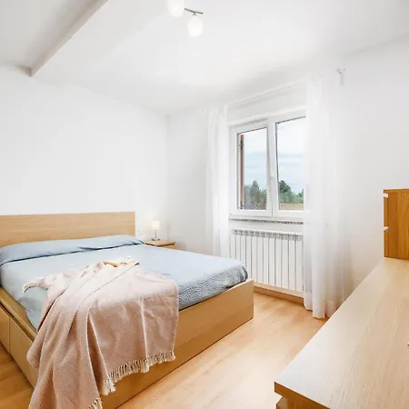 Cozy In With Wifi Buje