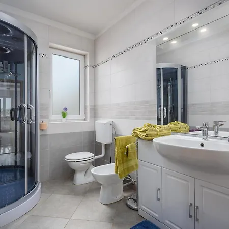 Cozy In With Wifi Holiday home